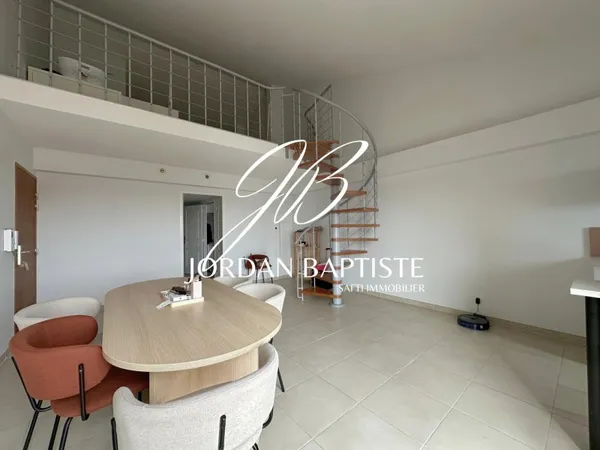 Coup de coeur : T3 duplex traversant, dernier étage avec ascenseur et climatisation
