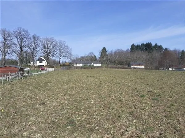 Beau terrain de 5000 m2