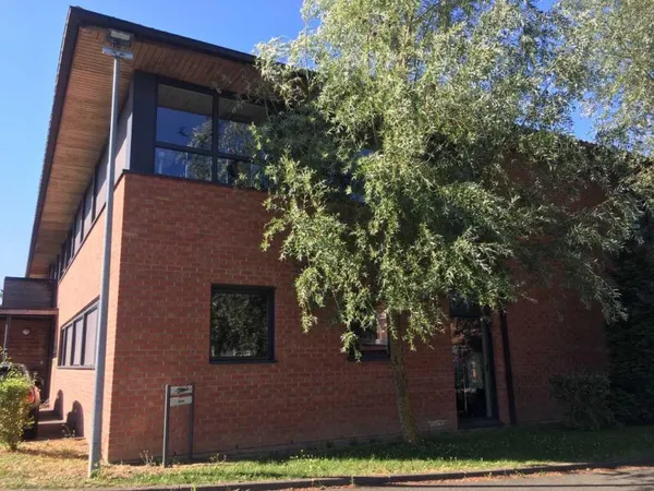 Bureaux lumineux à louer