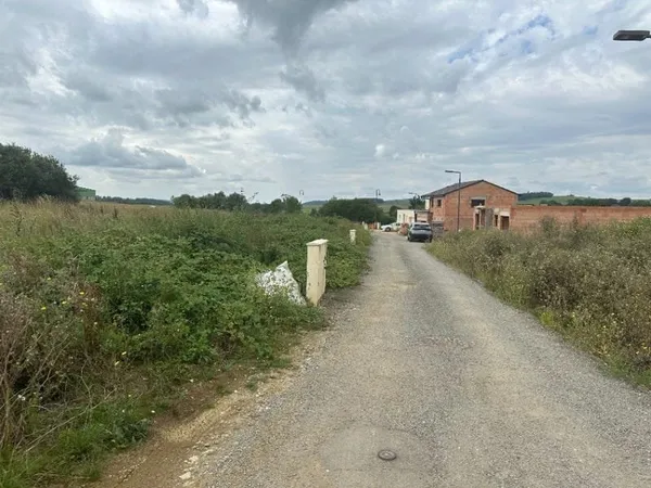 Terrain 485 m²