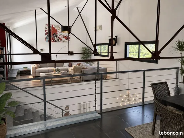Loft 200 m2 - fort potentiel - Paraza (11200)