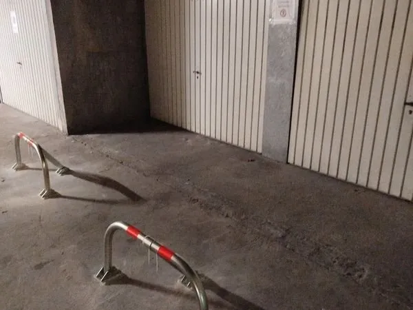 Location box fermé en sous sol avec badge