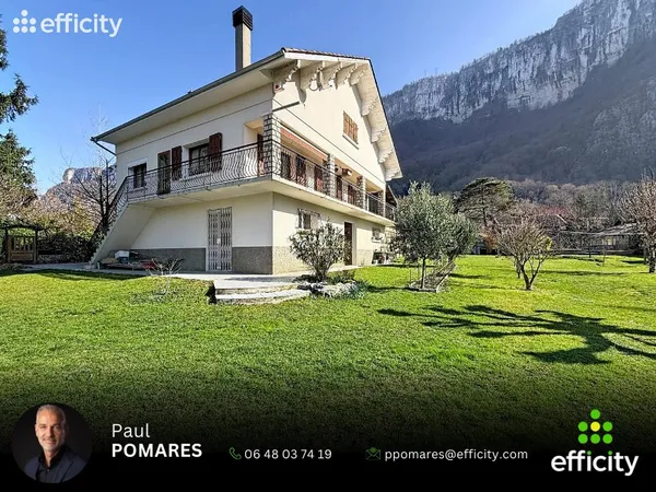 Maison 6 pièces 226 m²