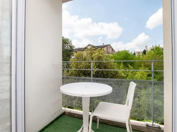 Studio 1 pièce 19 m²