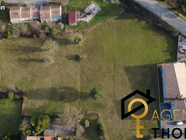 Terrain 8200 m² AUBENAS