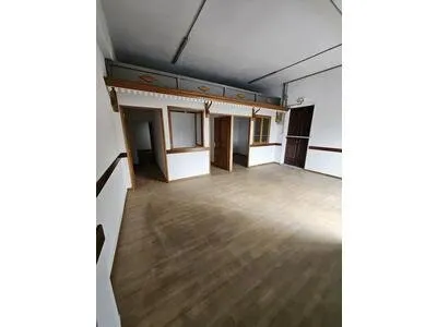 Local de 50m2 SAINT BENOIT BUTOR