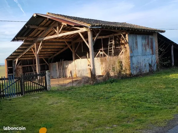 Hangar avec CU