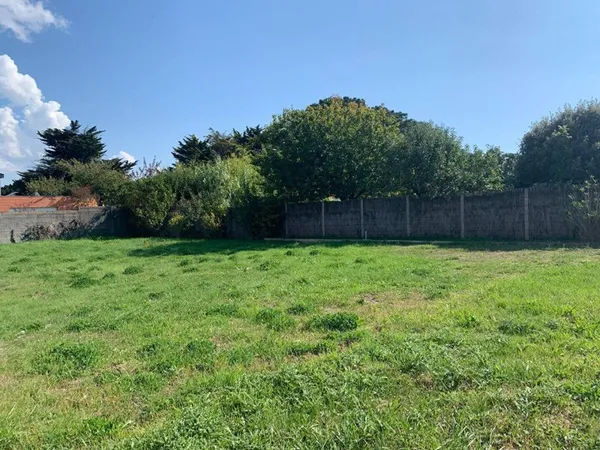 Terrain constructible 490 m²