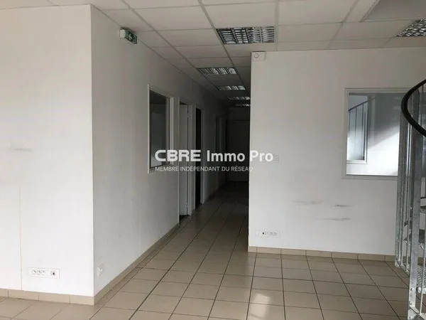 Bureaux 329 m²