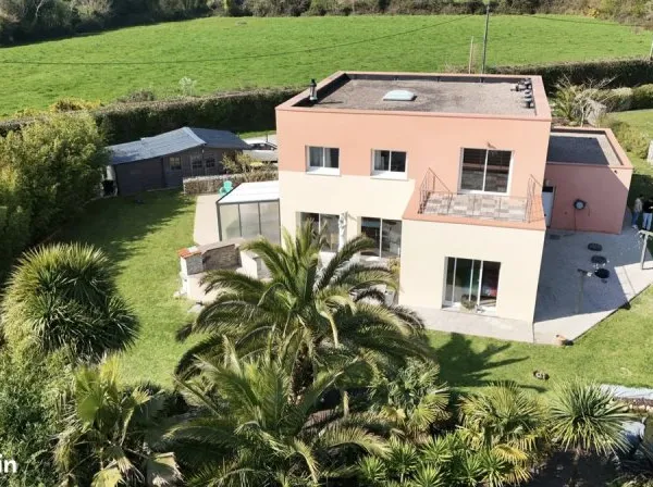 Maison 7 pièces 212 m²