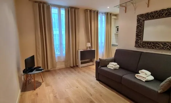 Loue studio meublé
