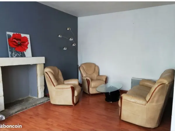 Colocation chambre meublée 350E TCC
