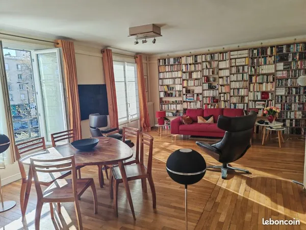 2/3 pièces de 67m2 entièrement rénové, 18e arrondissement - Campus Condorcet