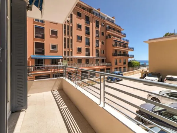 Appartement 2P – 42 m² – Rénové, lumineux, idéalement situé