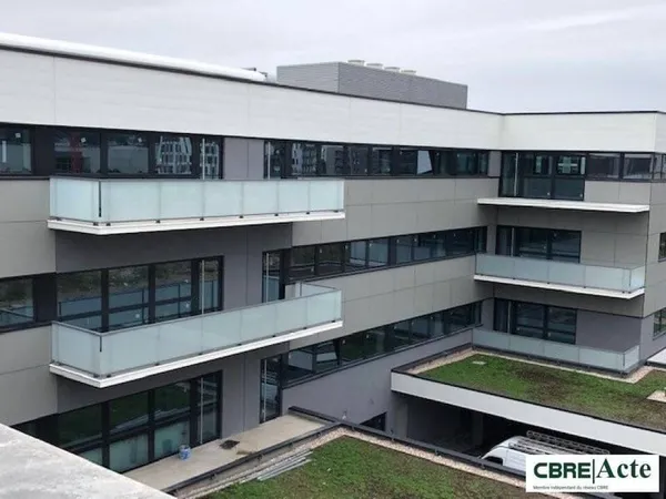Bureaux 852 m²