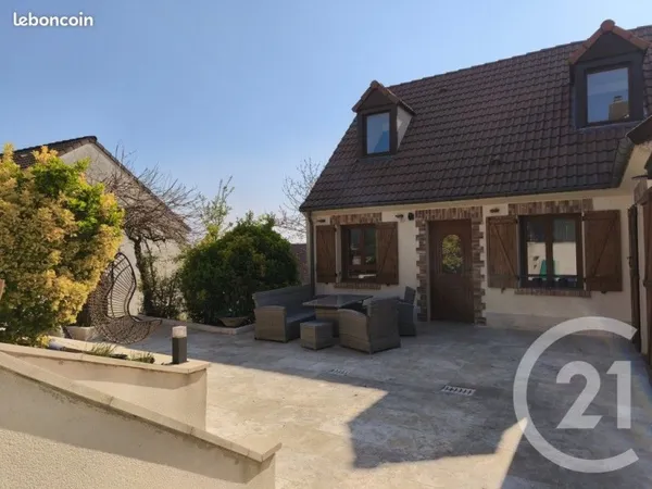Pavillon 8 pièces 135 m²