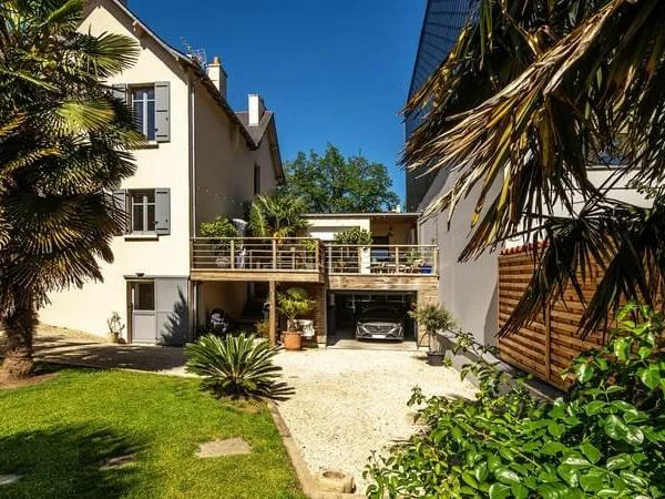Nantes : Saint Donatien - Tortière : Propriété classée, entièrement rénovée