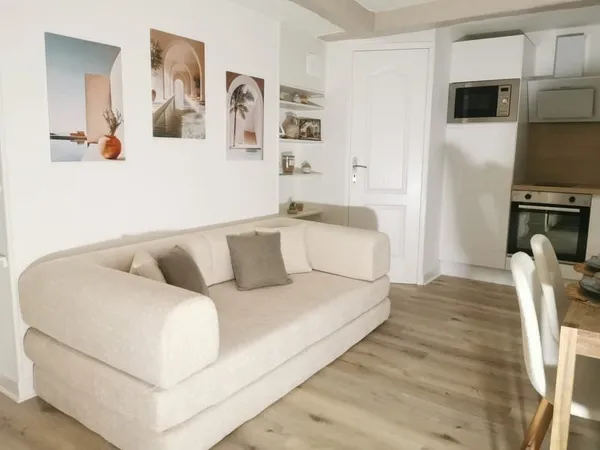 DIEPPE QUARTIER SAINT REMY - APPARTENT F2 EN PARFAIT ETAT - VENDU MEUBLE