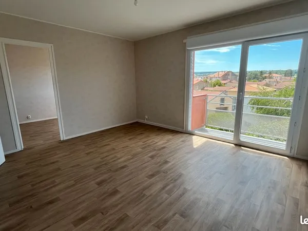 Appartement Issoire centre vue dégagée