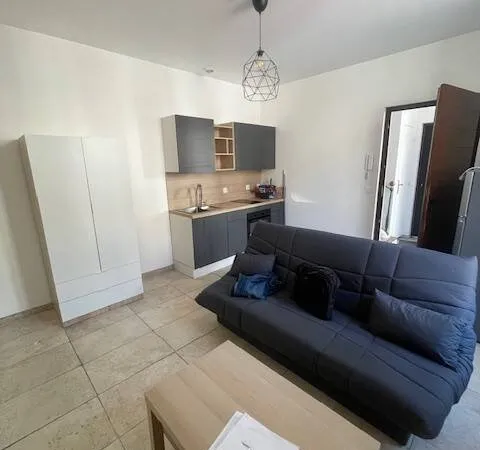 Studio 1 pièce 19 m²