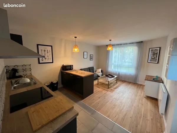 Très beau T2 Meublé