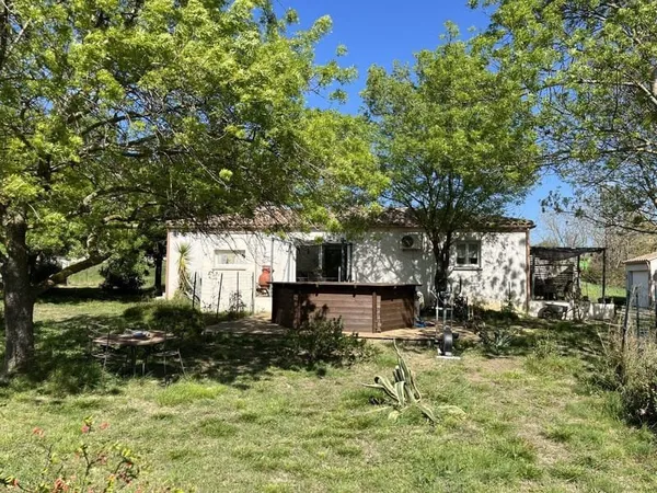 Maison de plain-pied 4 pièces 96 m²