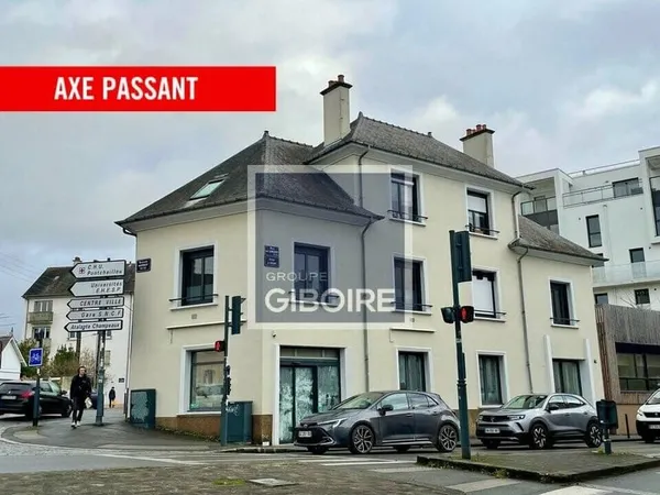 Bureaux 240 m²