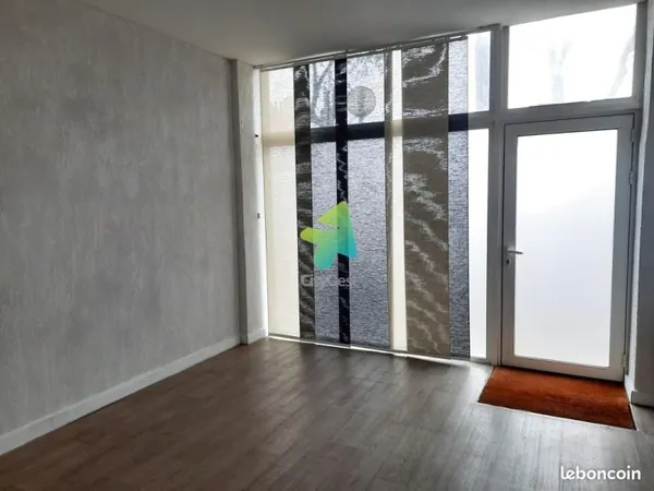 Bureaux 78 m²