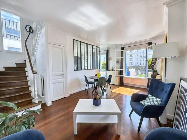 Vente interactive - Maison de famille - 5 pièces de 110 m² avec extérieur