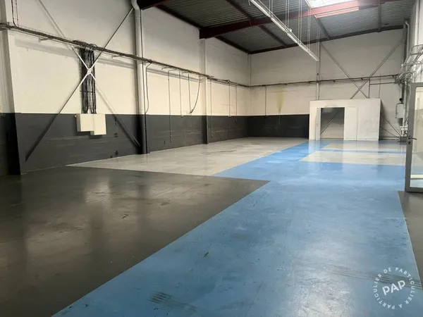 Local d'activité 525 m²
