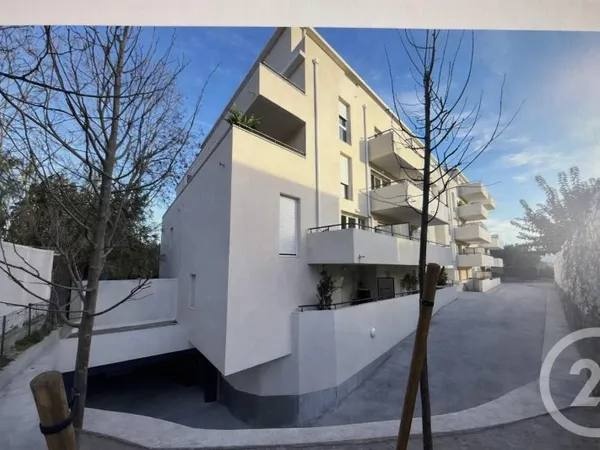 Appartement 4 pièces 77 m²