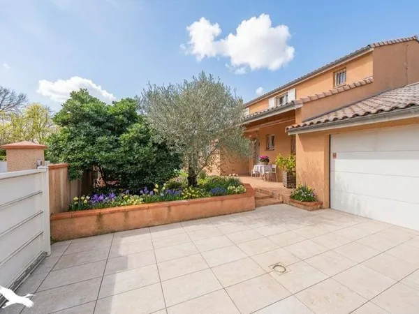 Maison 5 pièces 170 m²