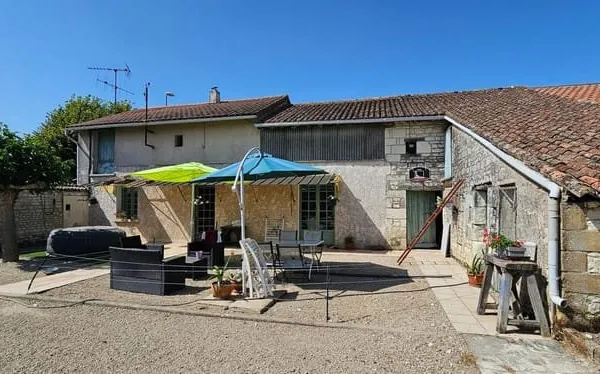 Maison À Vendre La Roche Rigault