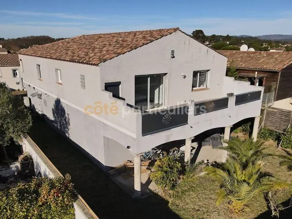 Maison 8 pièces 246 m²