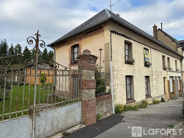 Maison 8 pièces 320 m²