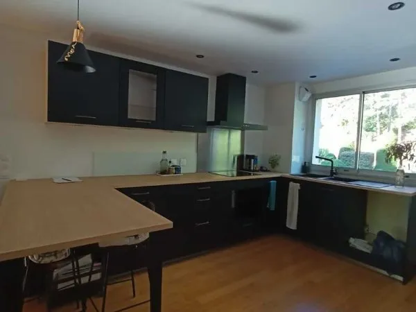 BAISSE DE PRIX : Très belle Appartement 4 pièces de 79 m2 environ Parc du PRADO à Grasse