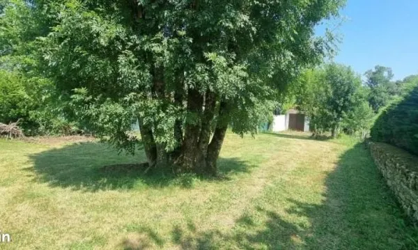 Terrain 1238 m² LA CRECHE