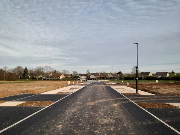 Terrain 738 m²