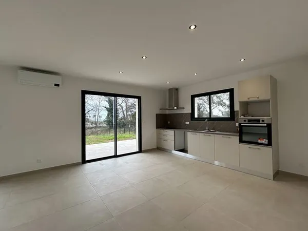 À vendre Poggio Mezzane : Maison neuve T4 avec garage terrain 780 m²
