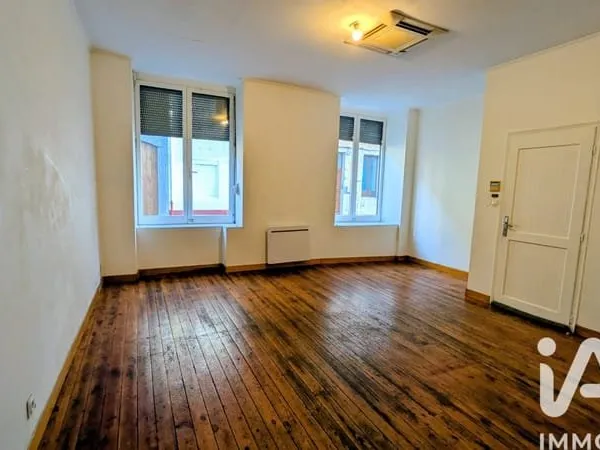 Bâtiment 126 m²