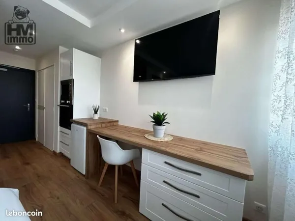 Studio 1 pièce 20 m²