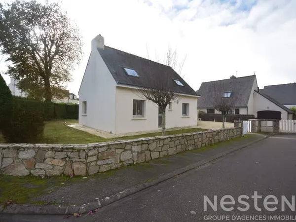 A vendre à CARNAC bourg, maison familiale, bourg et commerces à pied