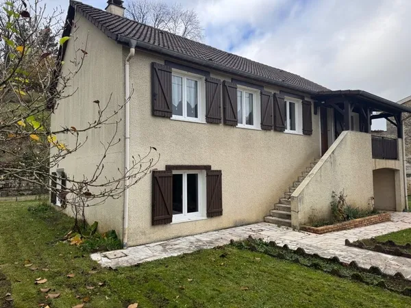 PAVILLON INDIVIDUEL SUR SOUS-SOL COMPLET - 4 CHAMBRES + BUREAU + PIÈCE DE LOISIRS