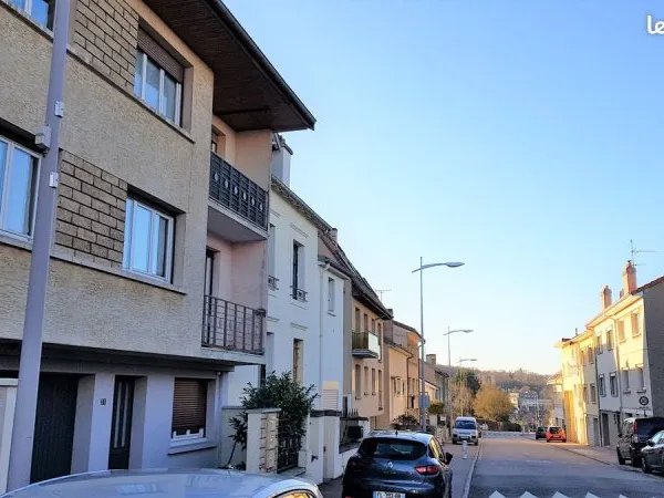 Appartement 70m² avec loggia - Vandoeuvre-lès-Nancy