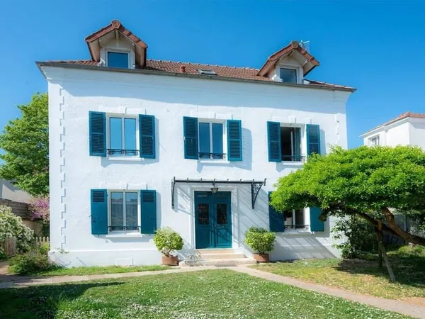 Maison de ville 7 pièces 180 m²
