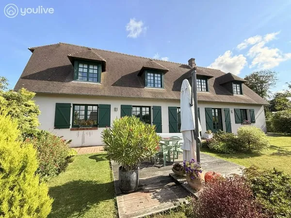 Maison familiale de 196 m² avec jardin - Calme absolu à 10 min de la mer