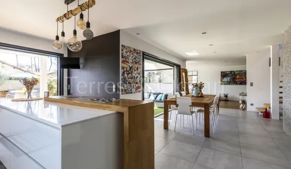 Maison 5 pièces 164 m²