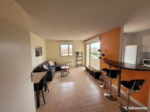 À louer - T2 meublé avec balcon, parking et cave - Saint-Martin-de-Seignanx