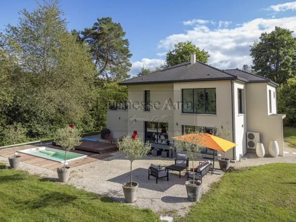 Maison moderne haut de gamme - Nature et calme - A quelques minu