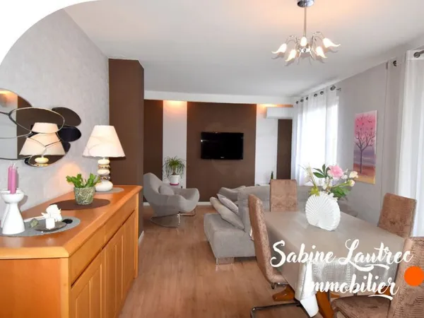 Appartement T3 rénové avec 2 garages Calme et vue dégagée